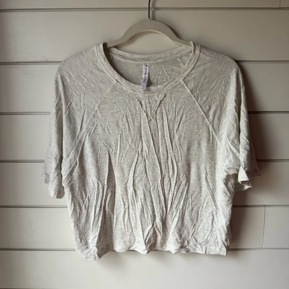 Fabletics Samara Raglan Tee - Picture 1 of 3